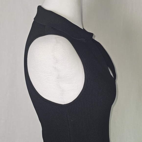 Aritzia Babaton Deep V Neck Sculpt Knit Ribbed Dress Sz M Black - Picture 4 of 15